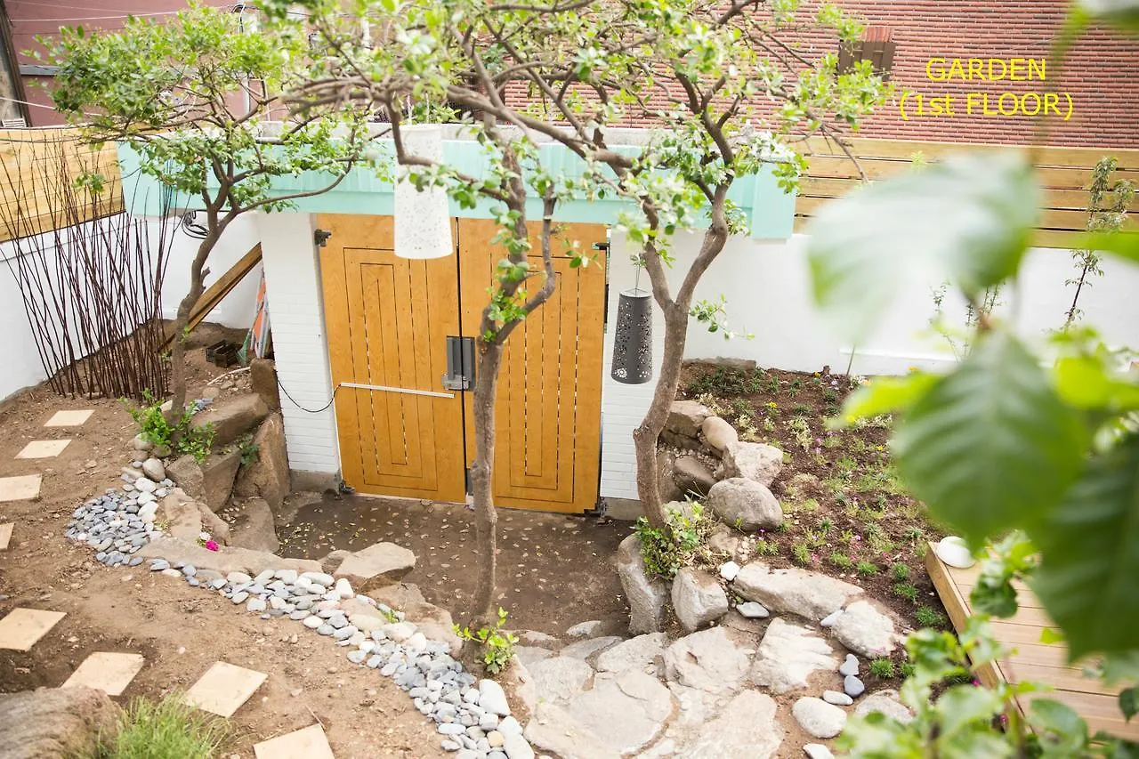 Guest house Therapy House Seoul